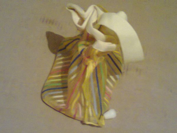 Necessaire amarela